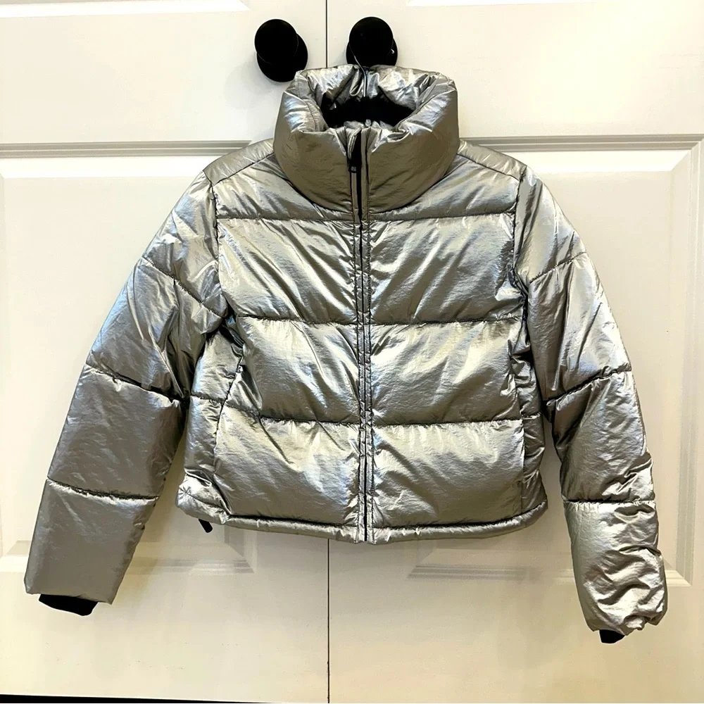 GAP Silver Metallic Crop Puffer Jacket Petite XS Y2K NEW w/ TAGS - Picture 3 of 16